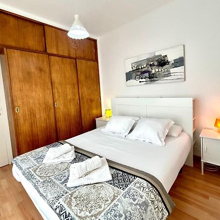 Apartment Carrer D'Olesa Barcelona Eksteriør bilde