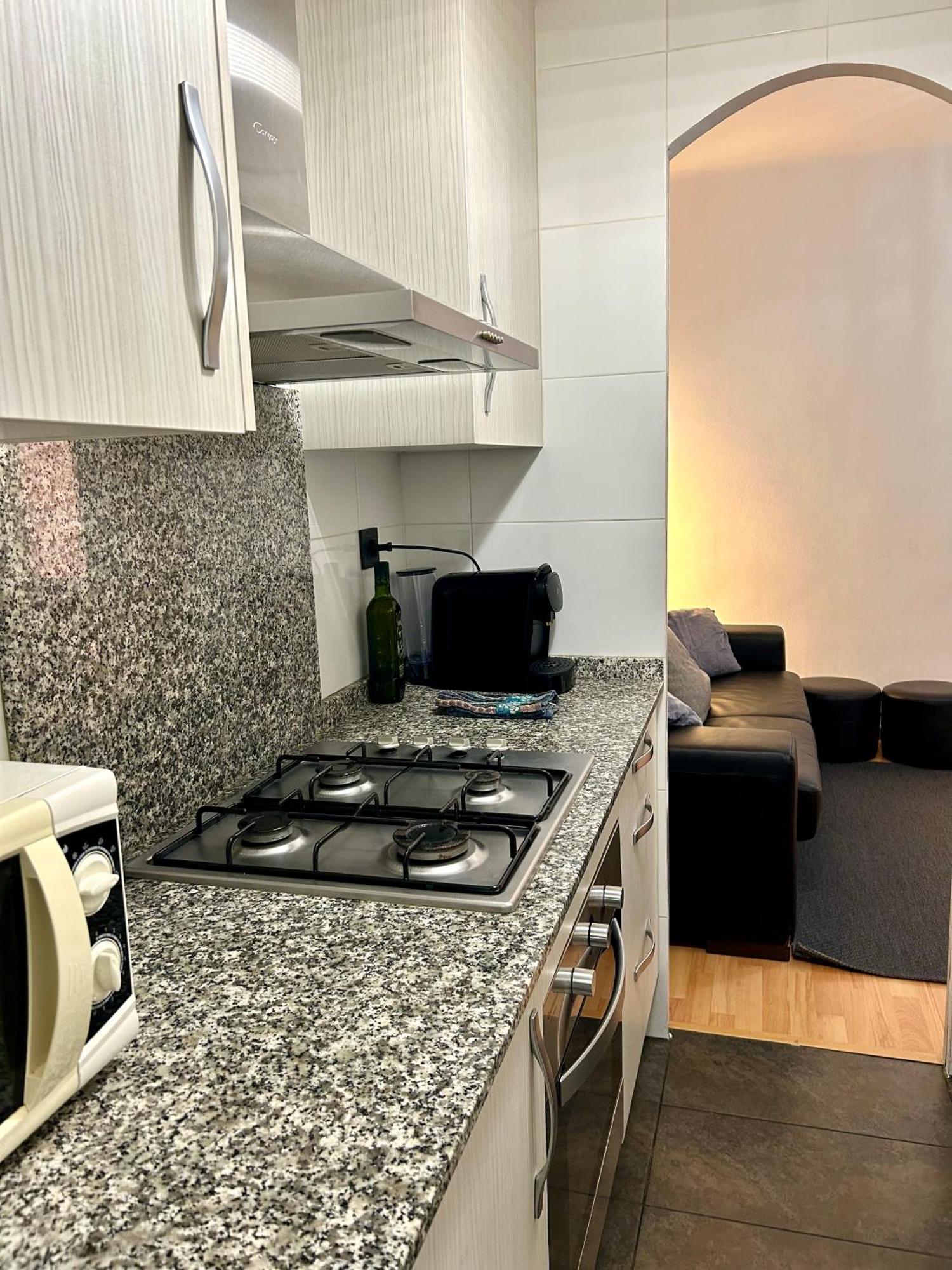 Apartment Carrer D'Olesa Barcelona Eksteriør bilde