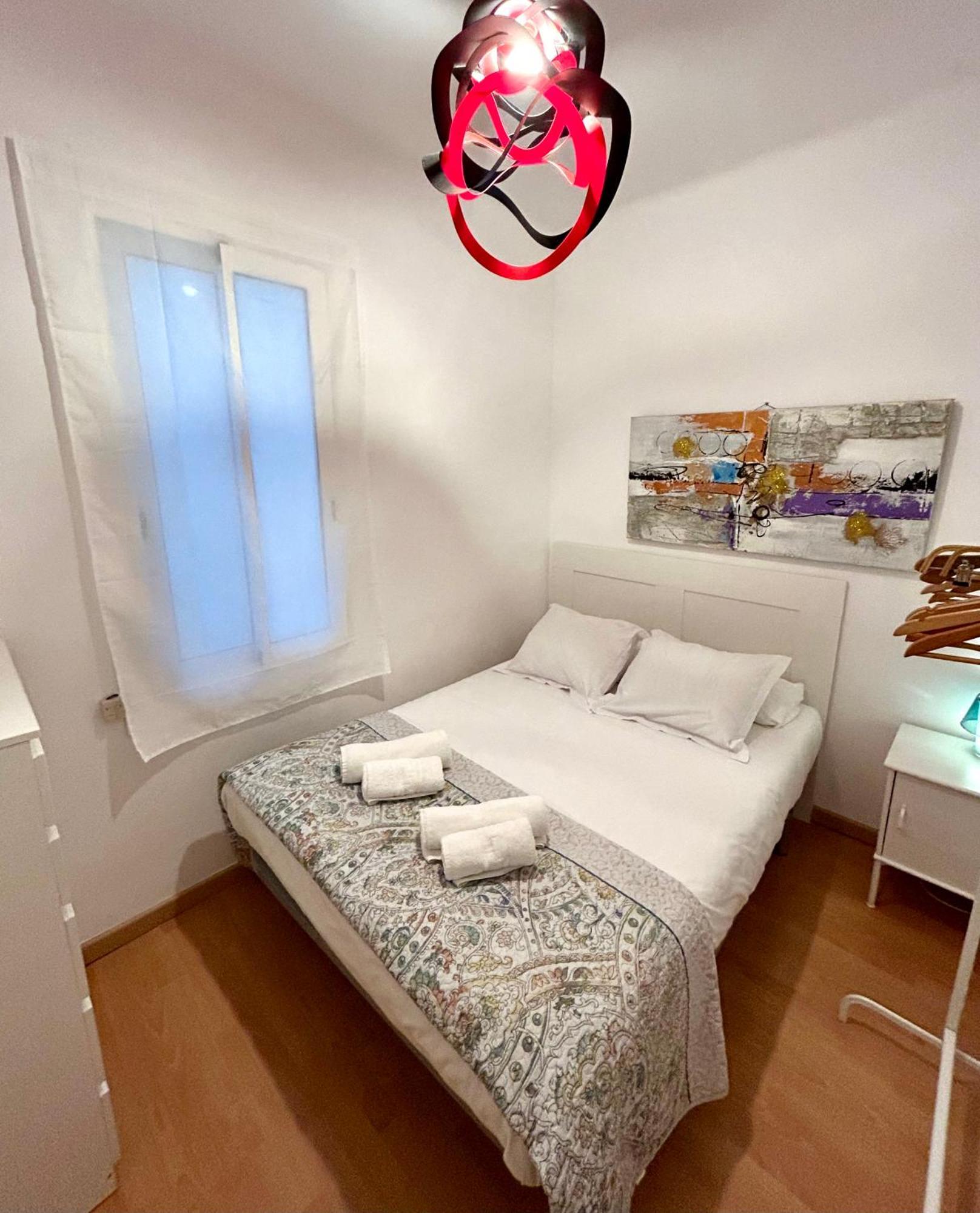 Apartment Carrer D'Olesa Barcelona Eksteriør bilde